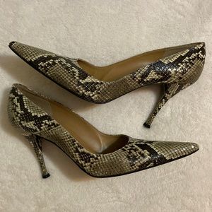 Stuart Weitzman snakeskin pumps, brown and beige, 9 N